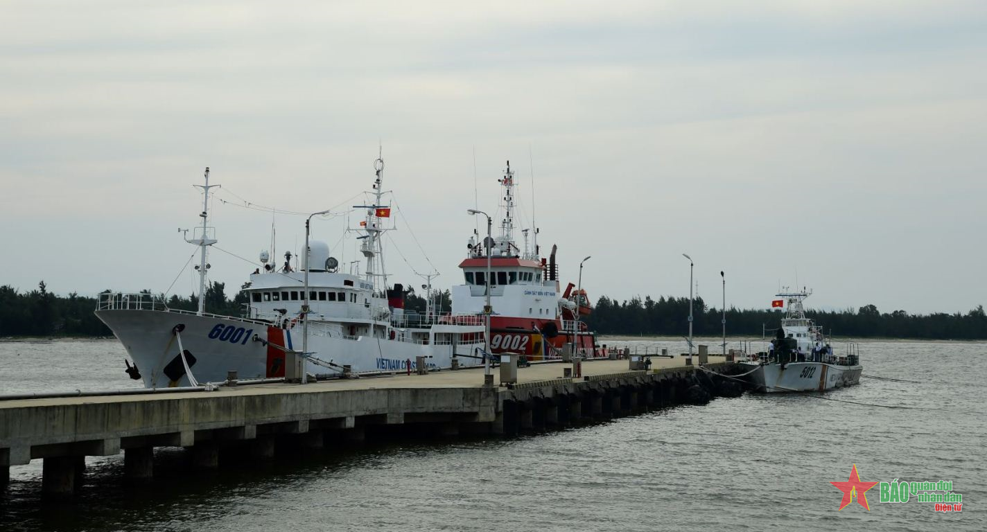 Vùng Cảnh sát biển 2 triển khai công tác phòng, chống bão số 6 